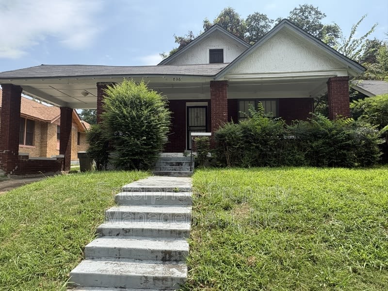 836 Maury St – photo 2