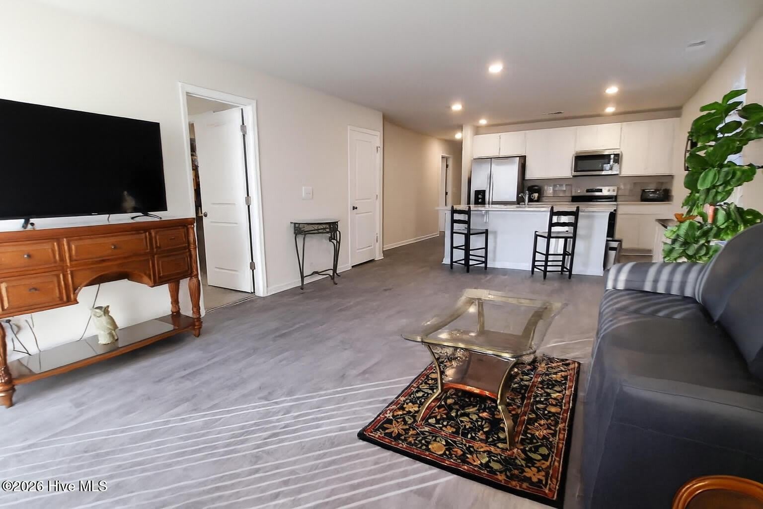 209 Ashworth Drive – photo 3