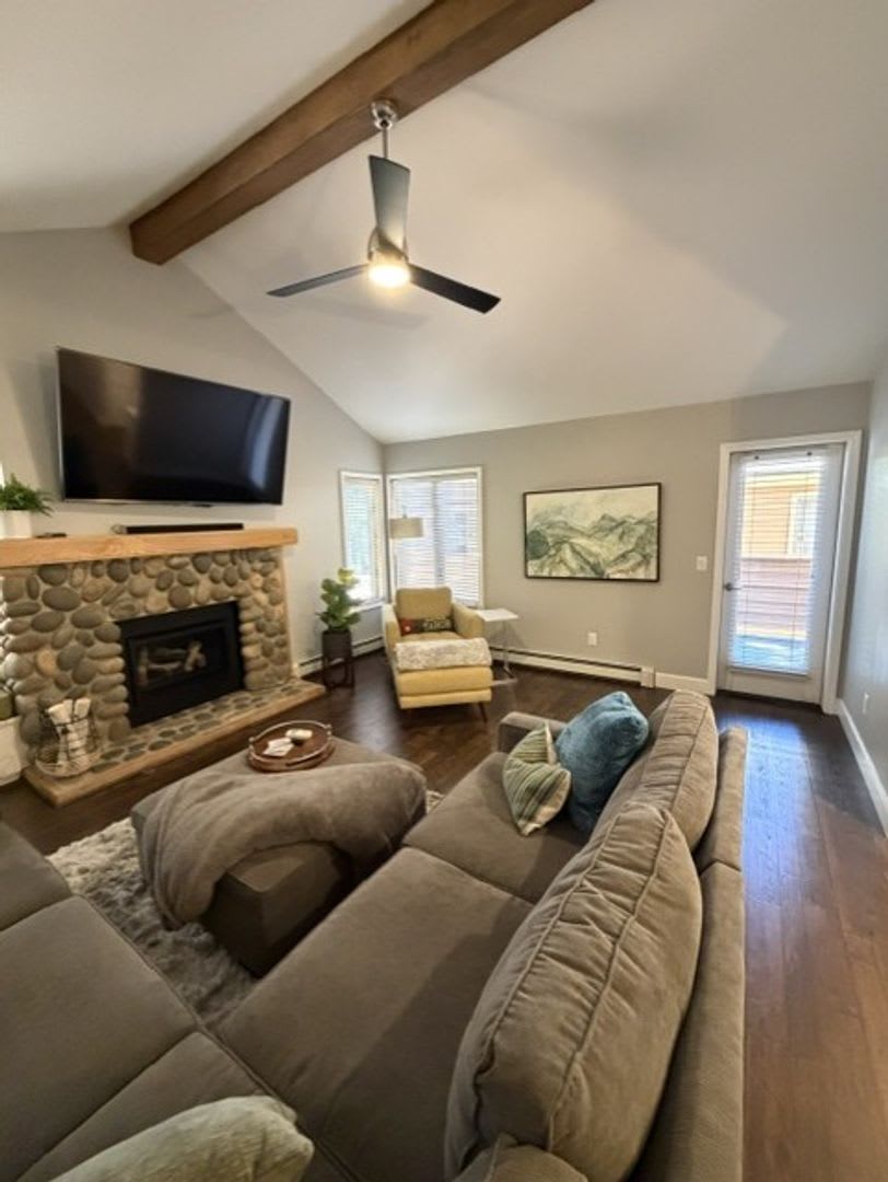 Beautiful McCloud Condo – photo 4