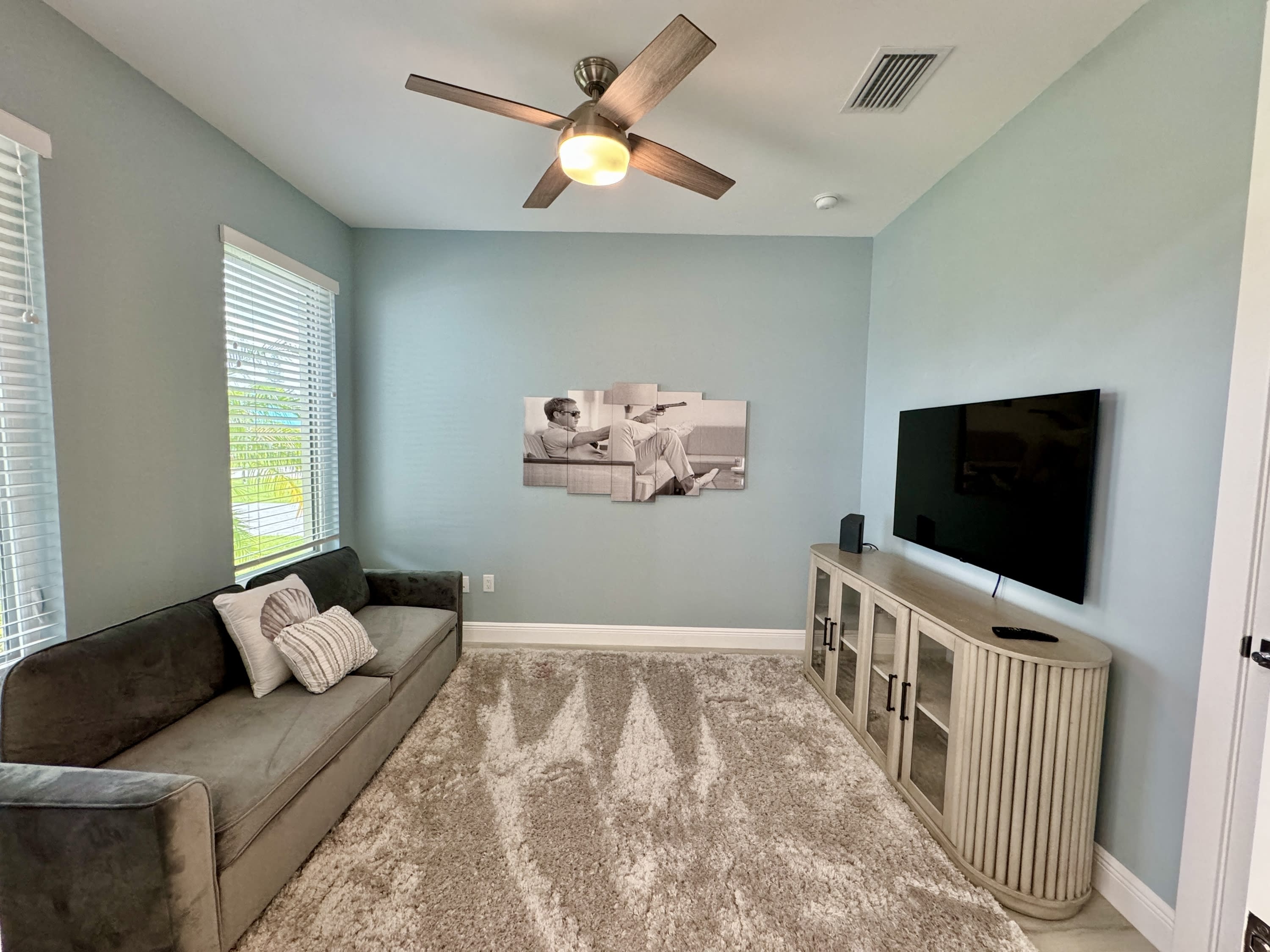 670 101St Avenue North – photo 4