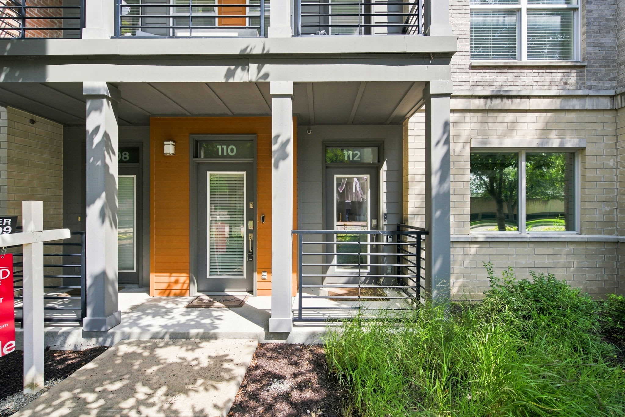 112 East North Street – photo 3