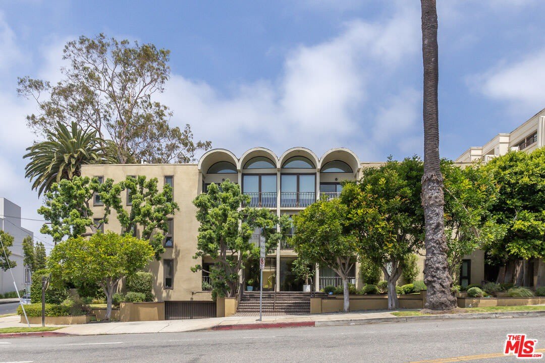 11789 Montana Ave – photo 1