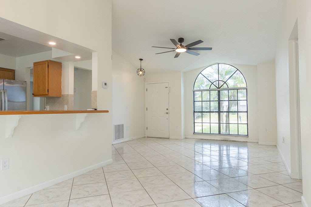 2254 Matthew Circle – photo 4