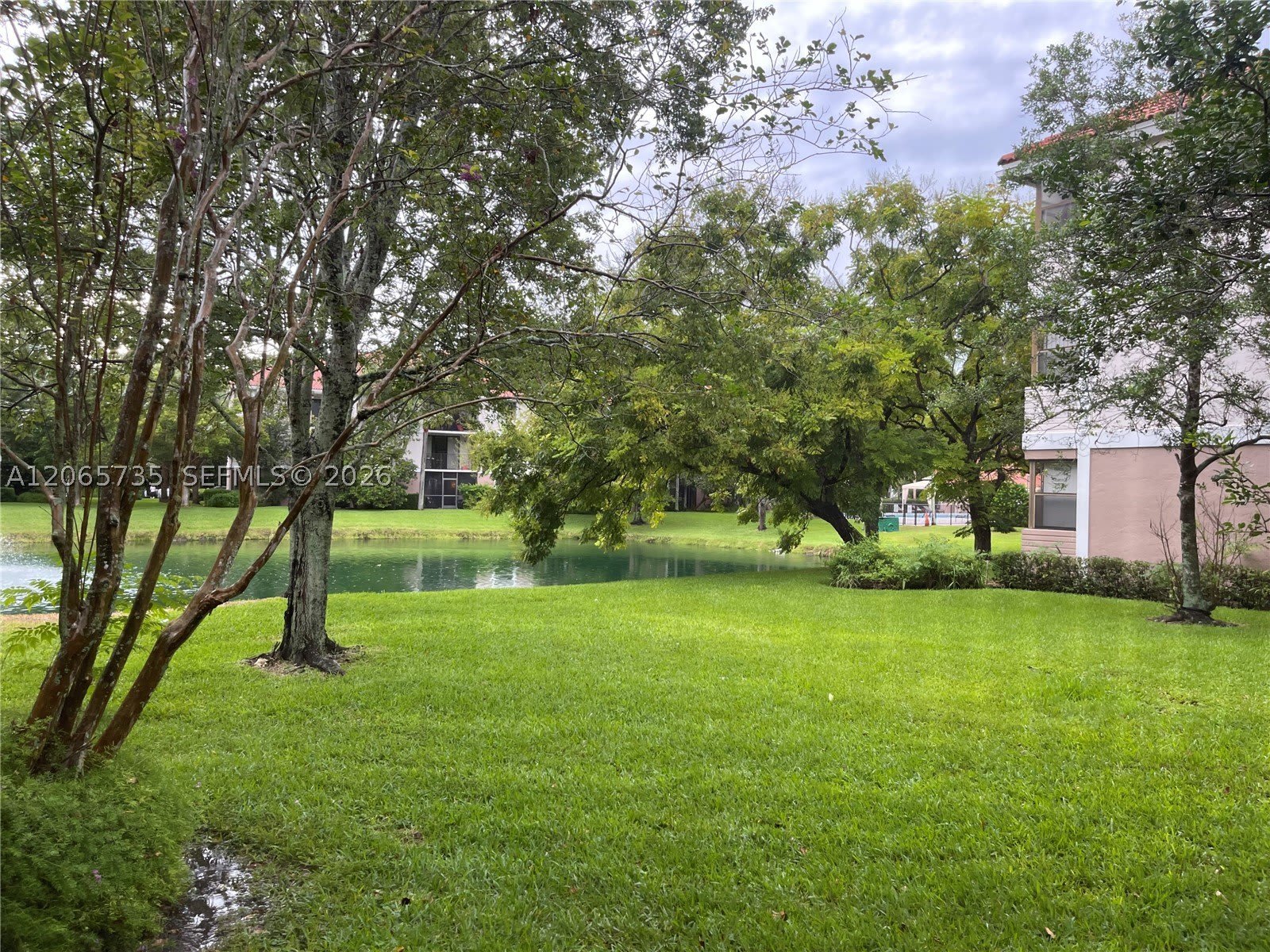 10101 W Sunrise Blvd – photo 1