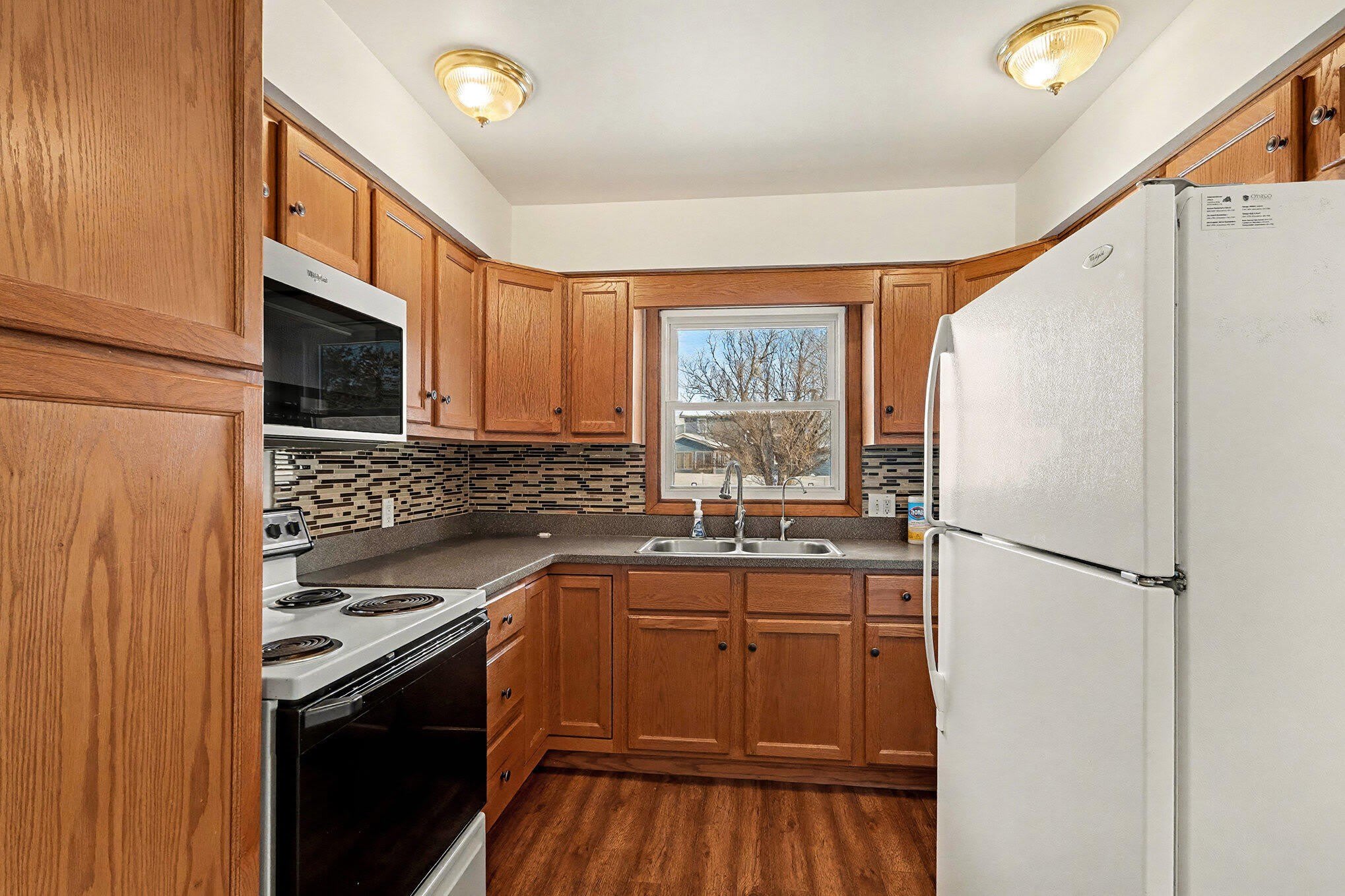 411 Walden Drive – photo 5