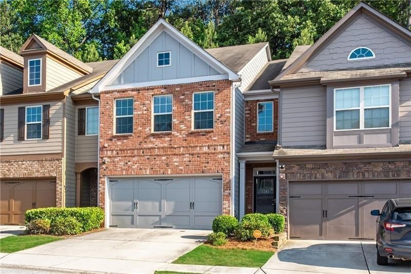 2242 Knoxhill View SE – photo 2