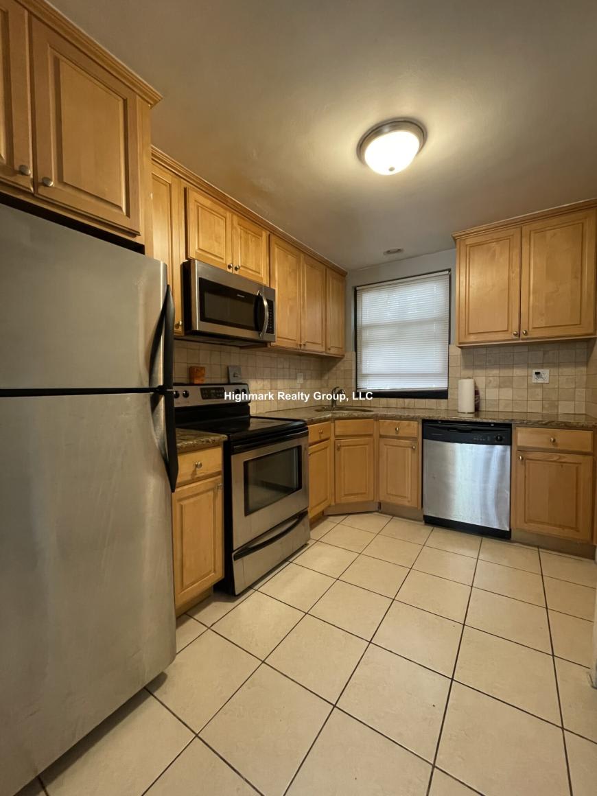 7326 North Ridge Blvd. – photo 4