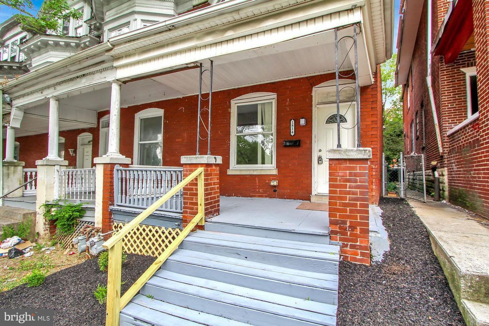 Coming Soon 4 Bedroom 1 5 Bathroom Rowhome For Rent – photo 1