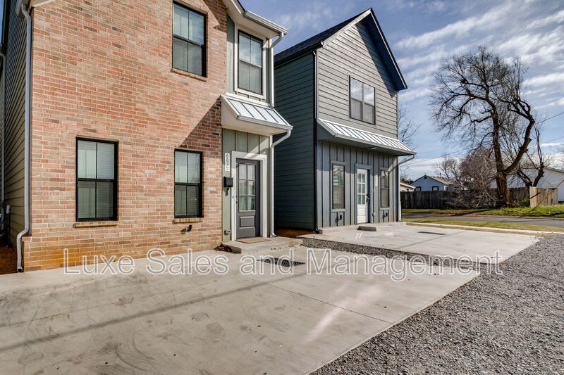 602 W 2Nd Street Suite 110 – photo 5