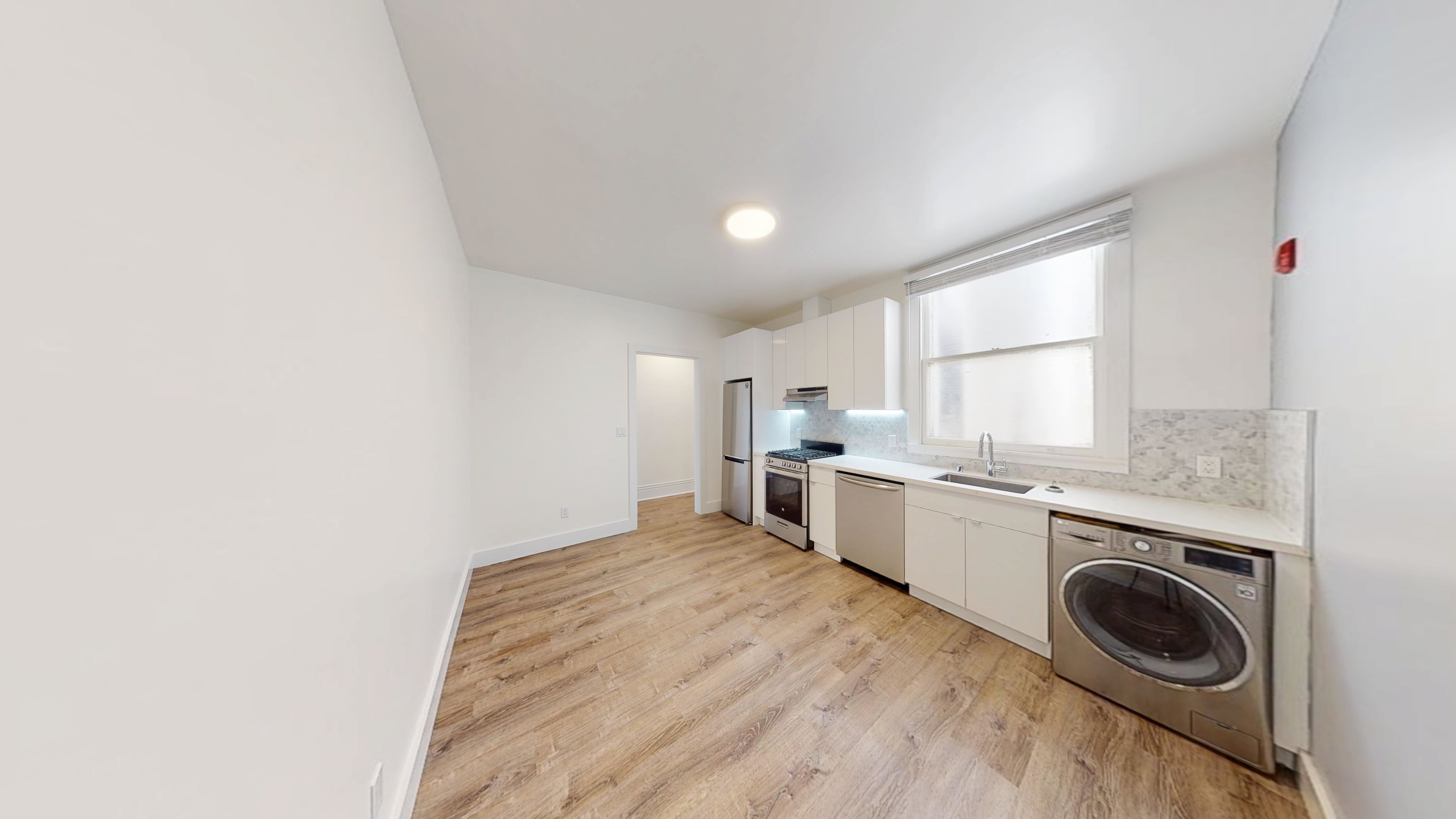 Sterling Haste Student Housing – photo 2