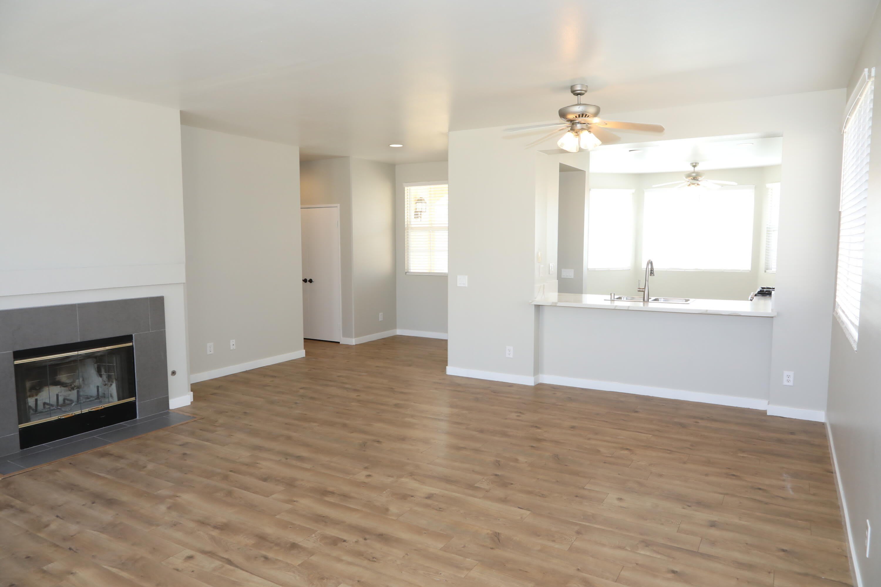 1559 W Avenue H4 – photo 5