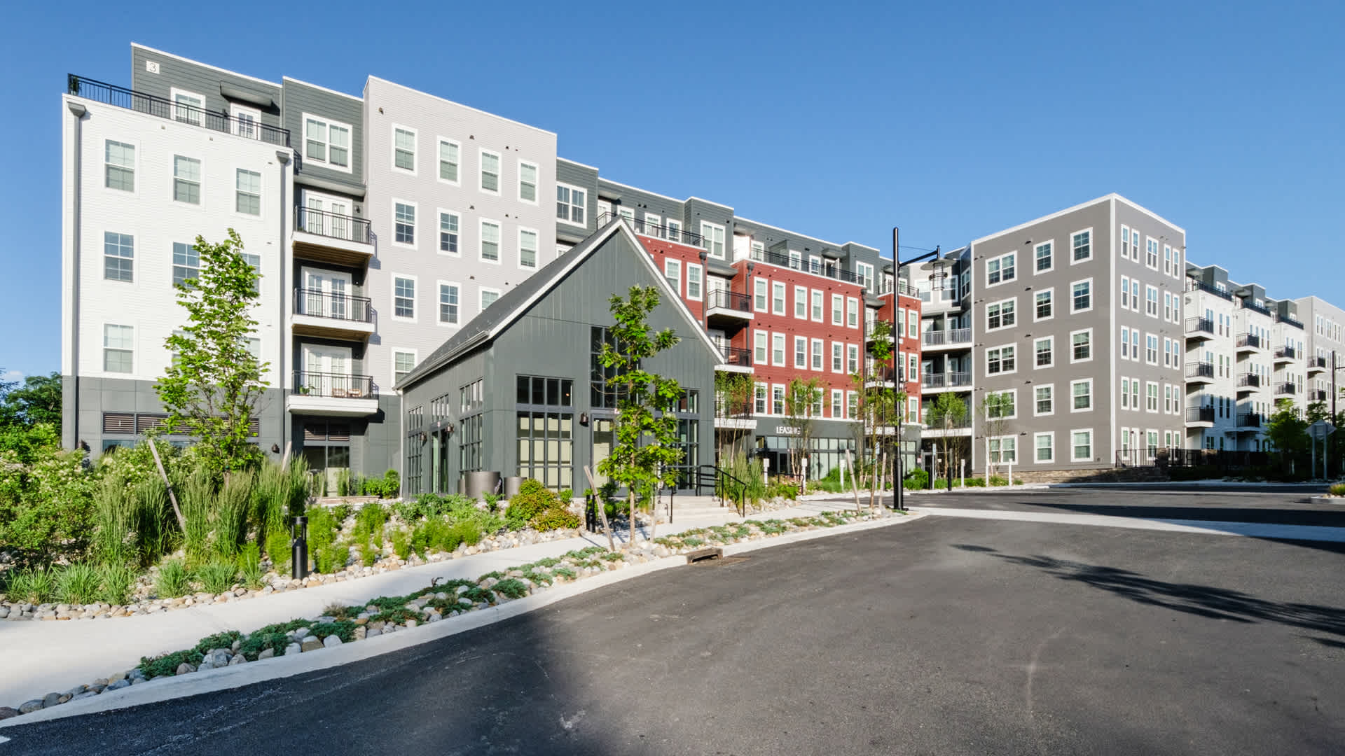 Alexan Harrison Apartments – photo 2