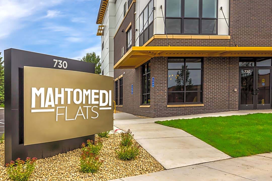Mahtomedi Flats – photo 1