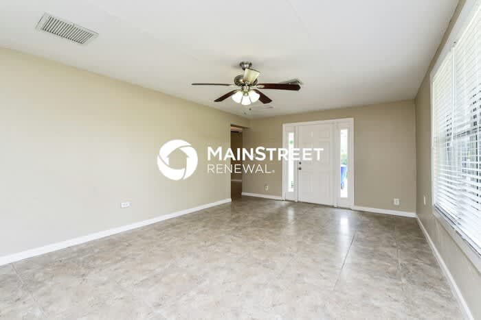 4856 Deleon Street – photo 3