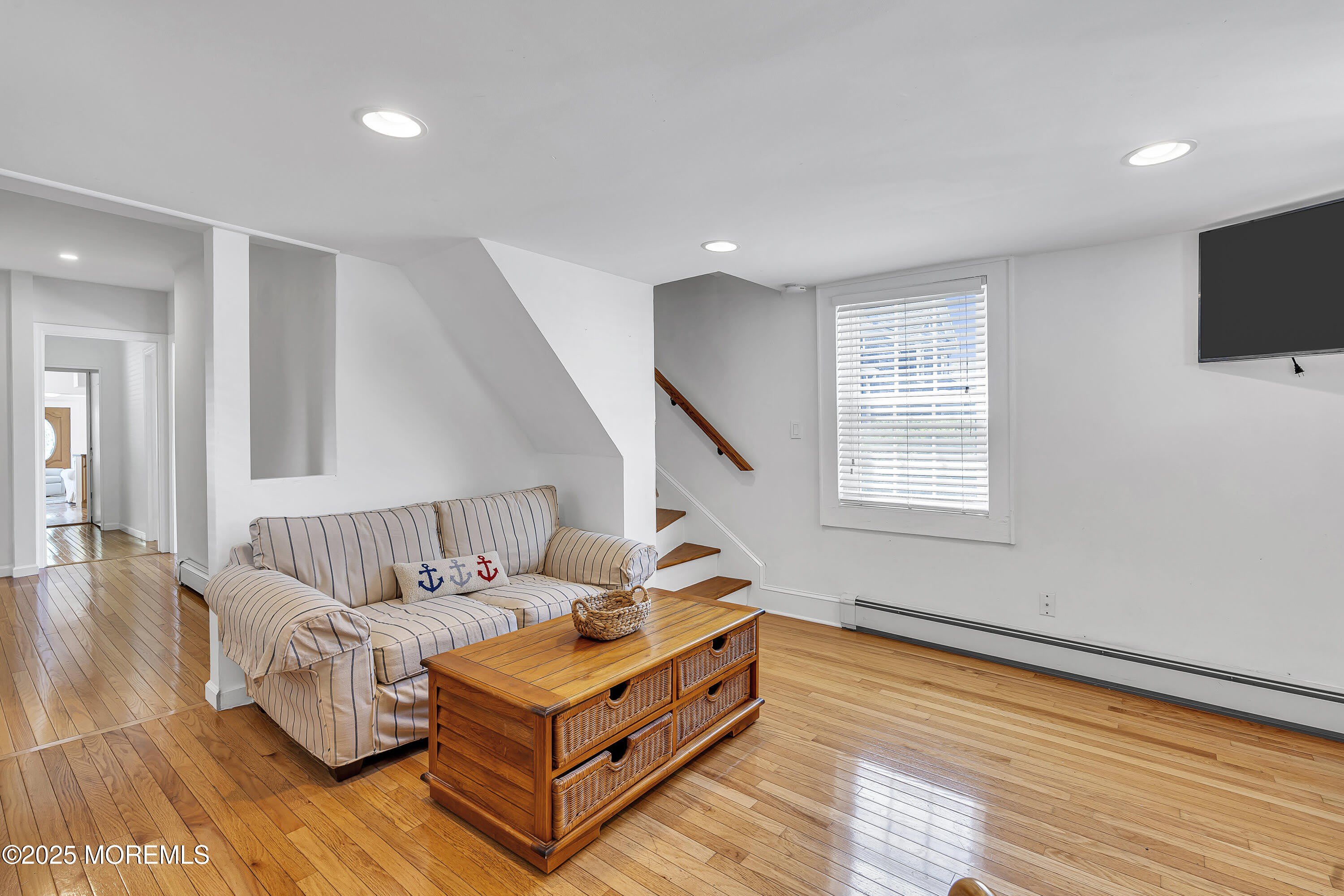 226 Sylvania Avenue – photo 4