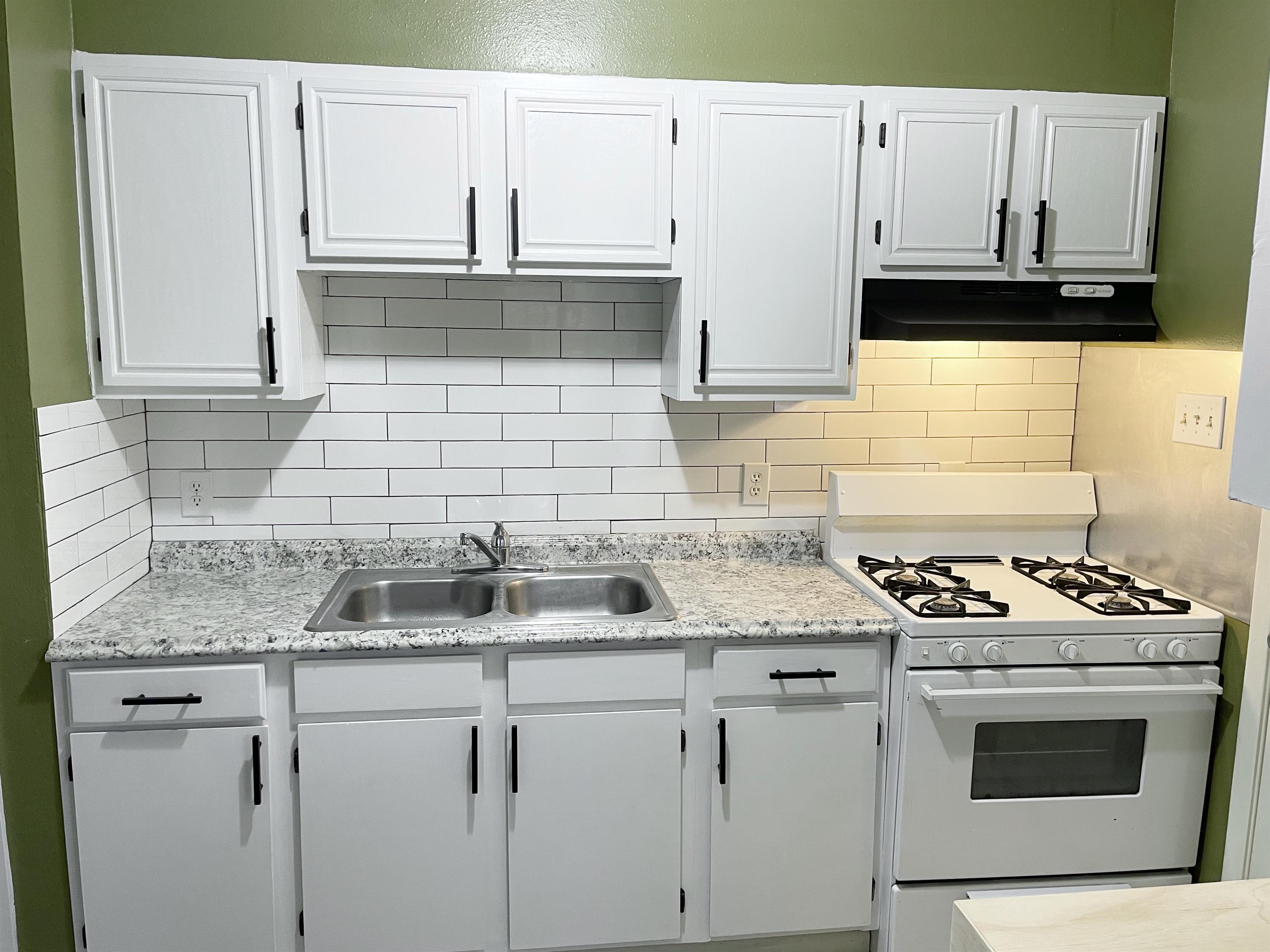 114 Poppy St. – photo 2