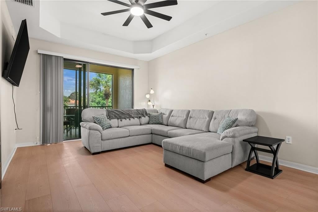 15121 Laguna Dr – photo 4