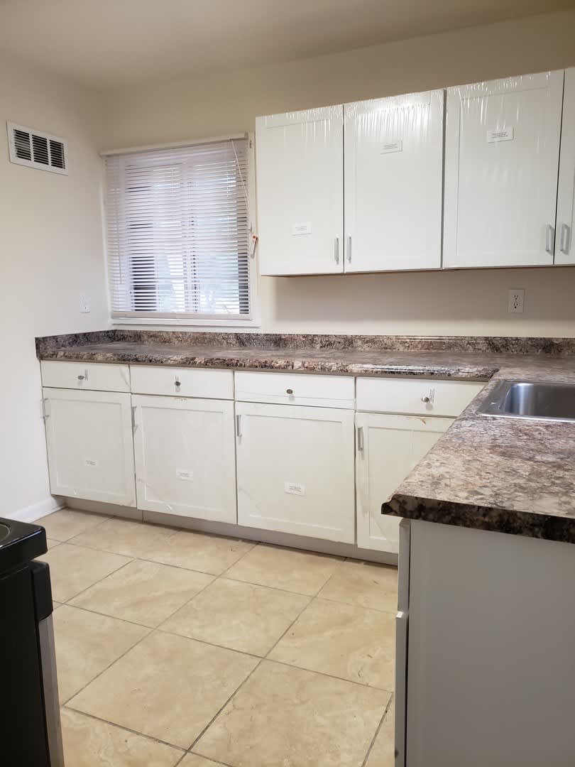 Cute 3 Bedroom Duplex For Rent On Uintah St – photo 3