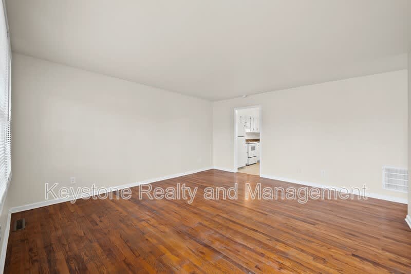 109 Holley Drive – photo 3