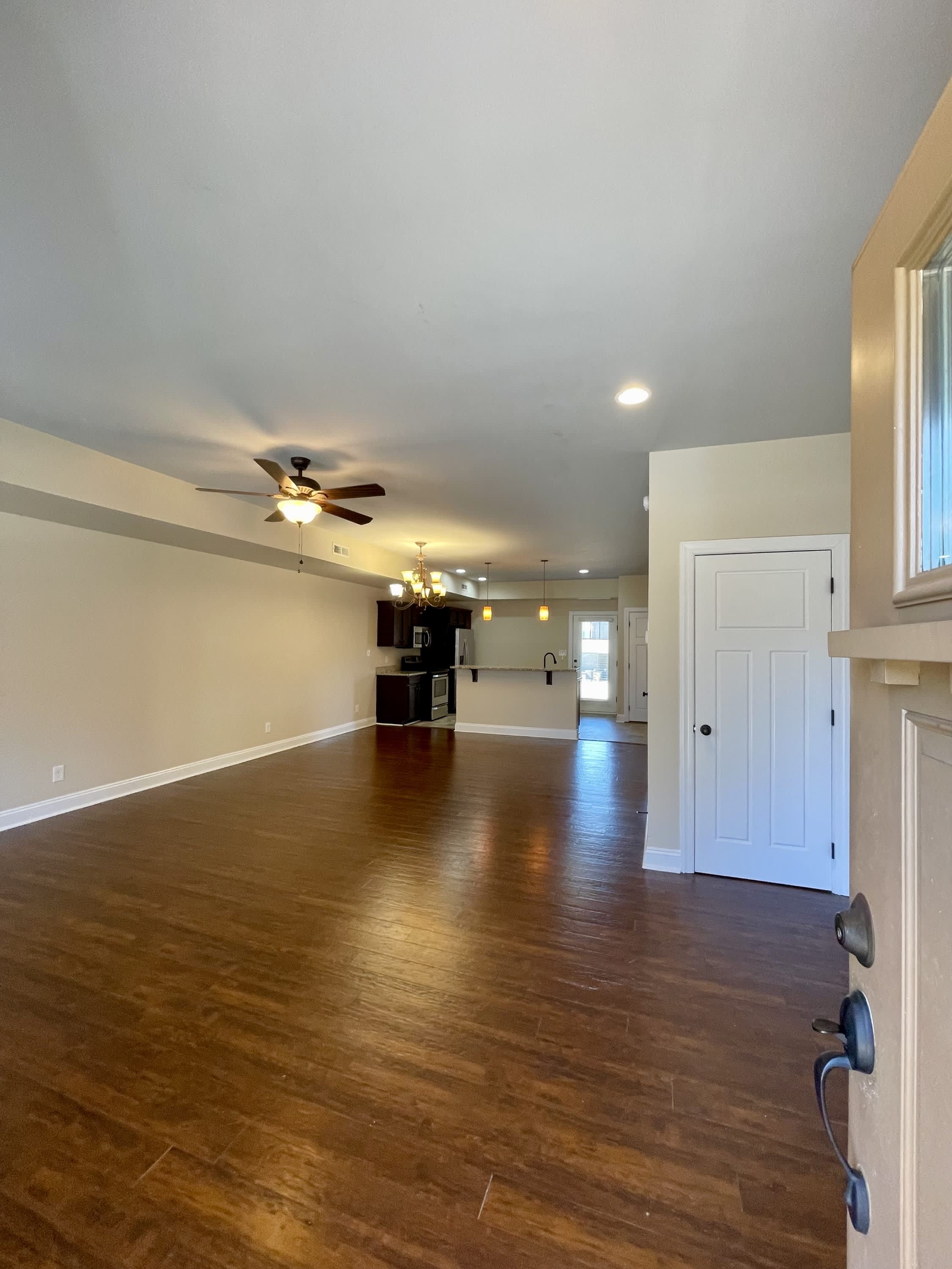 123 Portico Street – photo 2