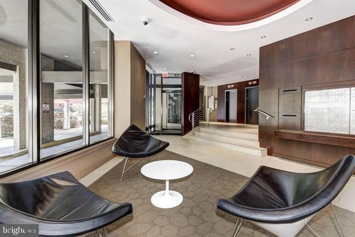 2201 L ST NW #612 – photo 4