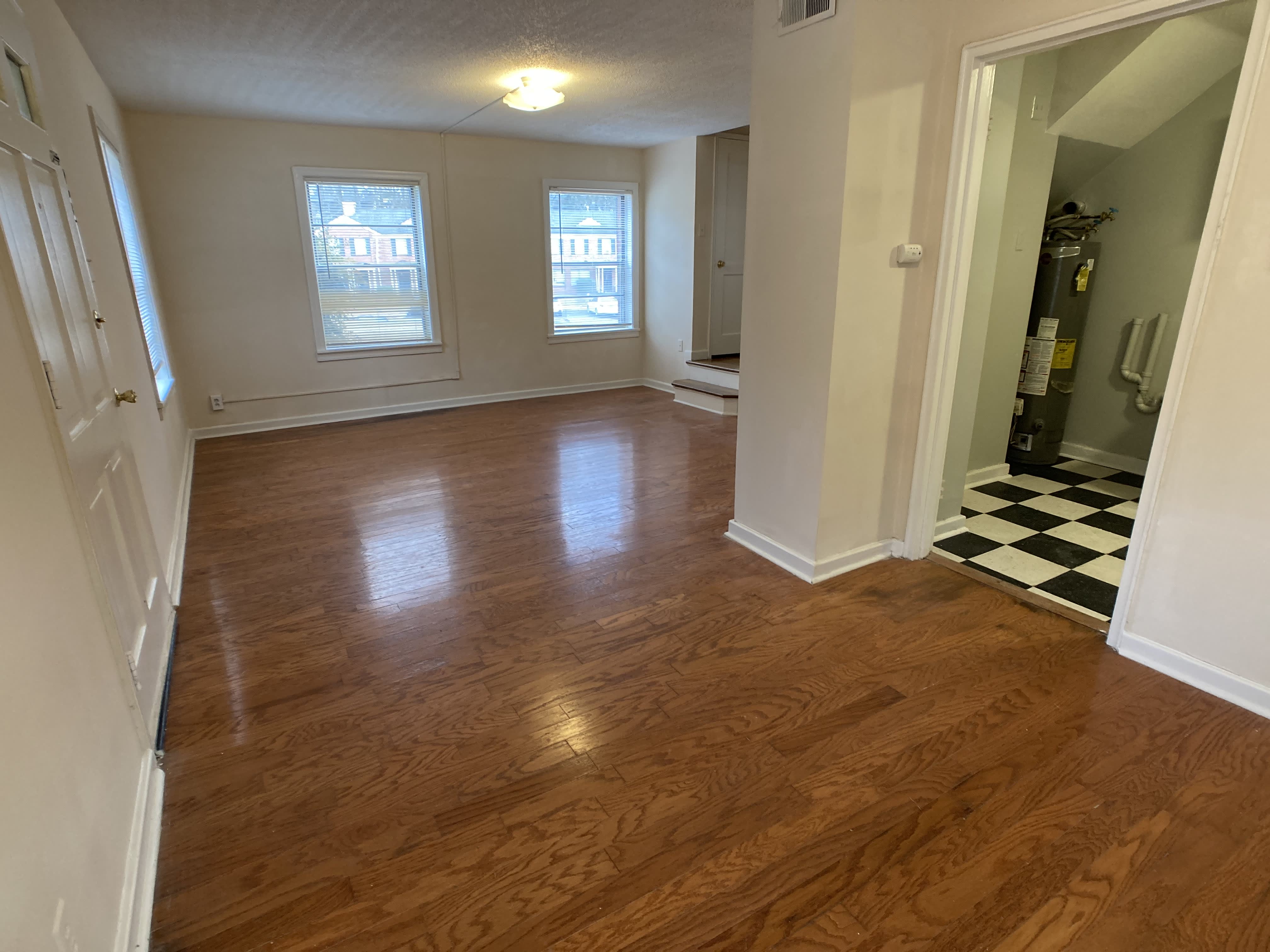 1640 Valley Ave – photo 5