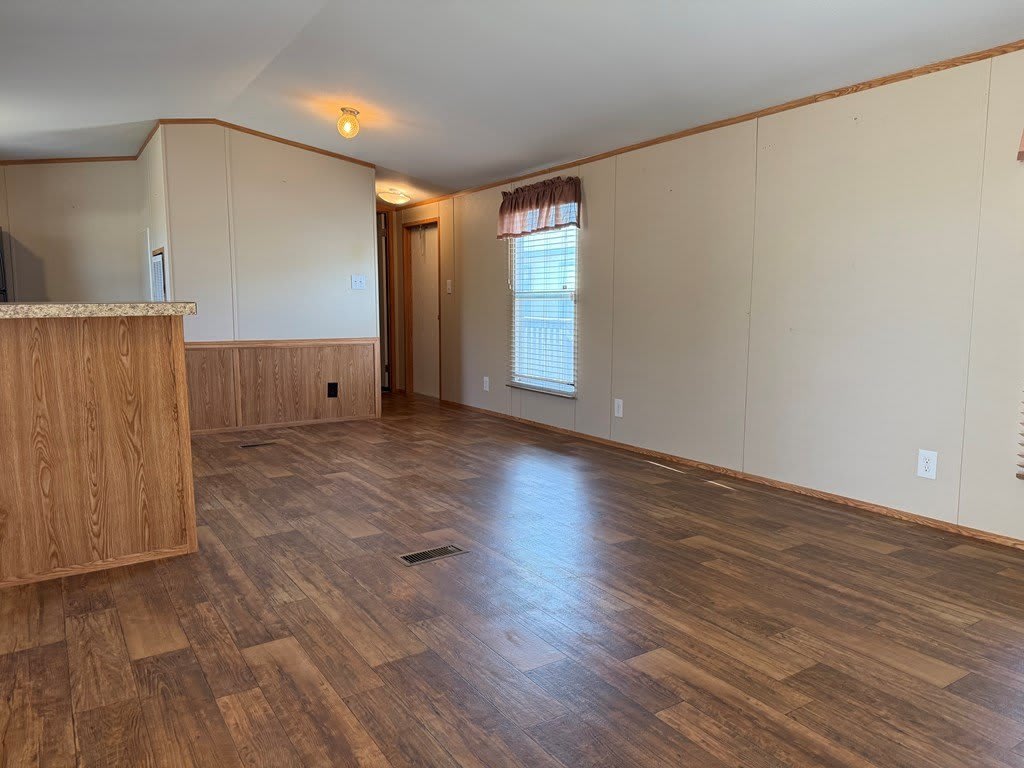 1320 N Fairgrounds Rd – photo 5