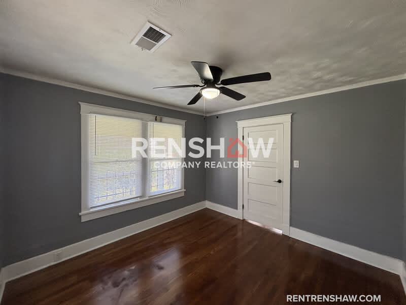 3589 Faxon Ave – photo 5