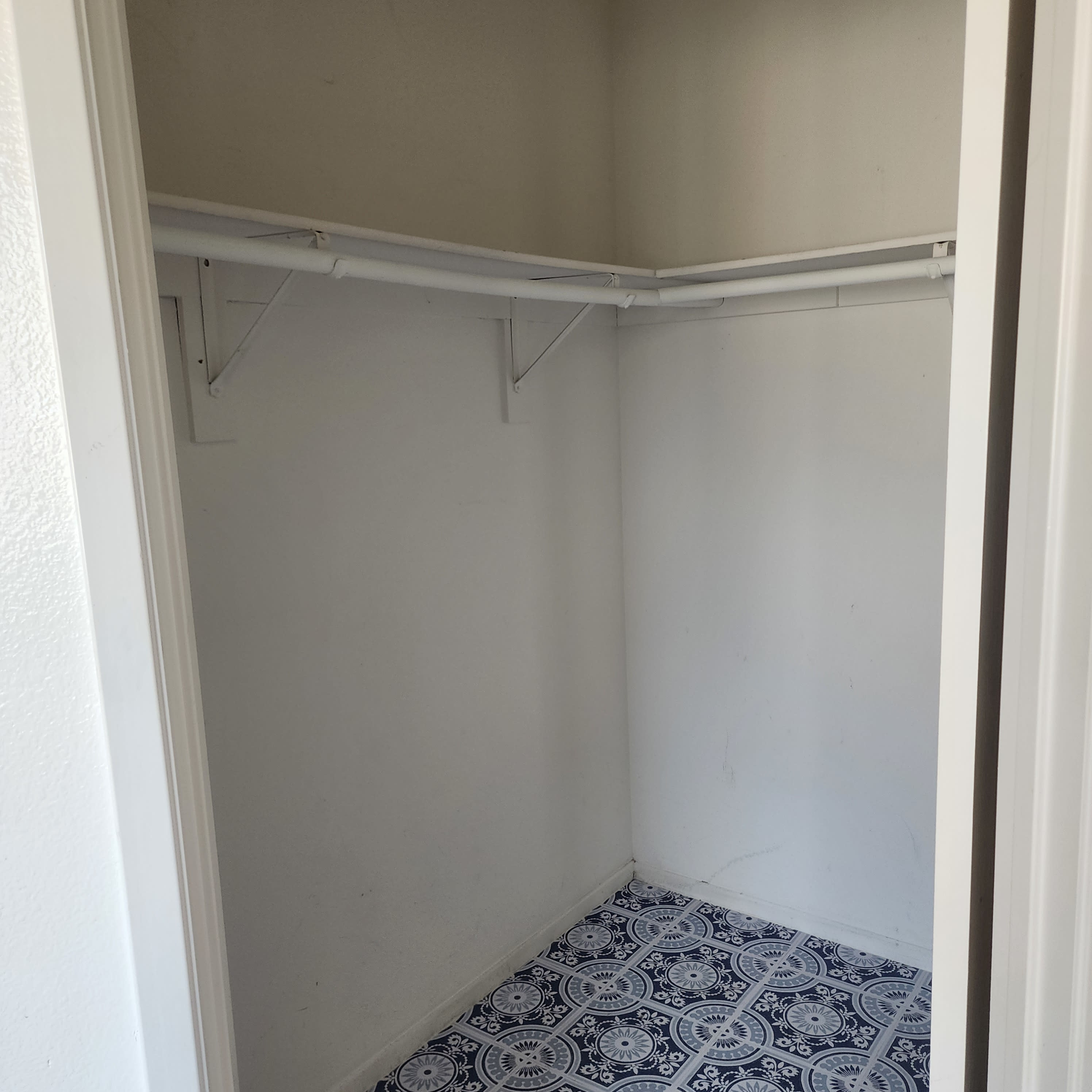 2386 Taos Avenue – photo 4