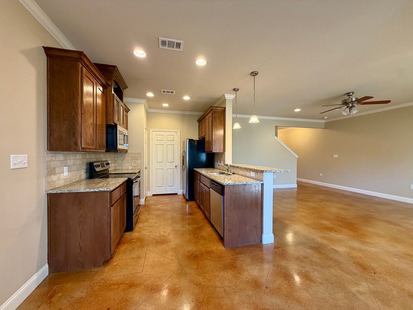 Savannah Court Luxury Townhomes – photo 5