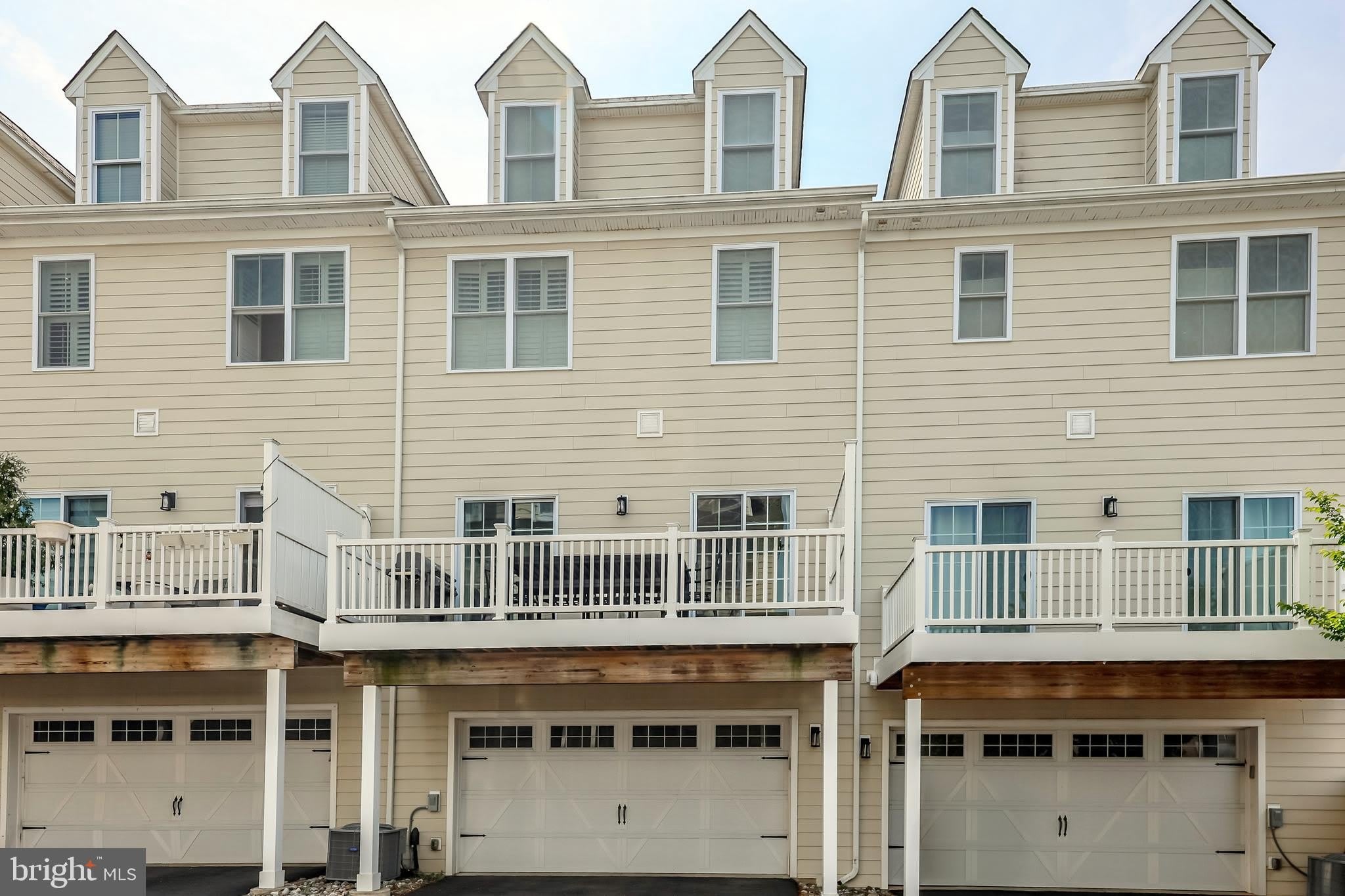 23 CENTRAL Avenue – photo 4
