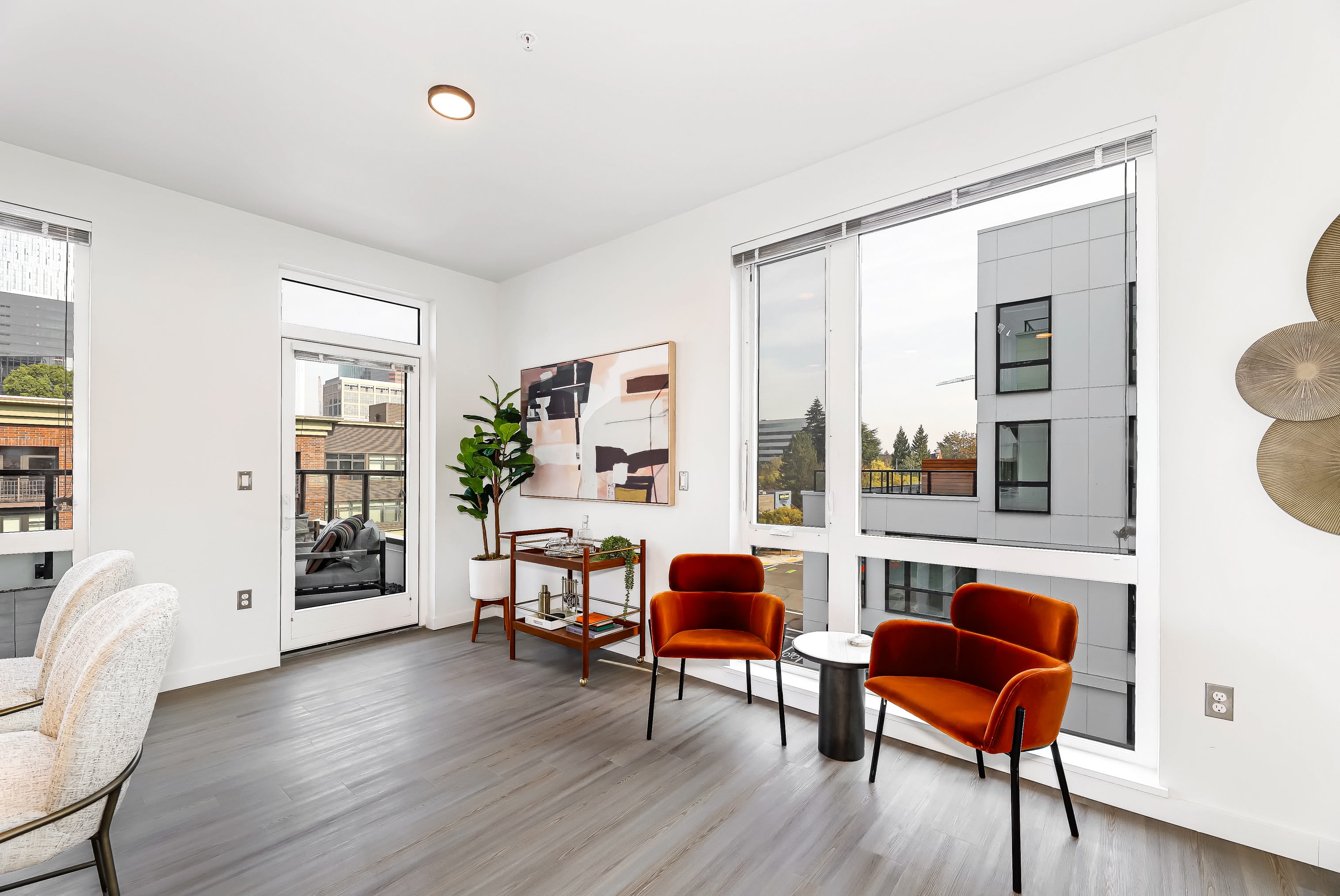 Surrey On Main – photo 3