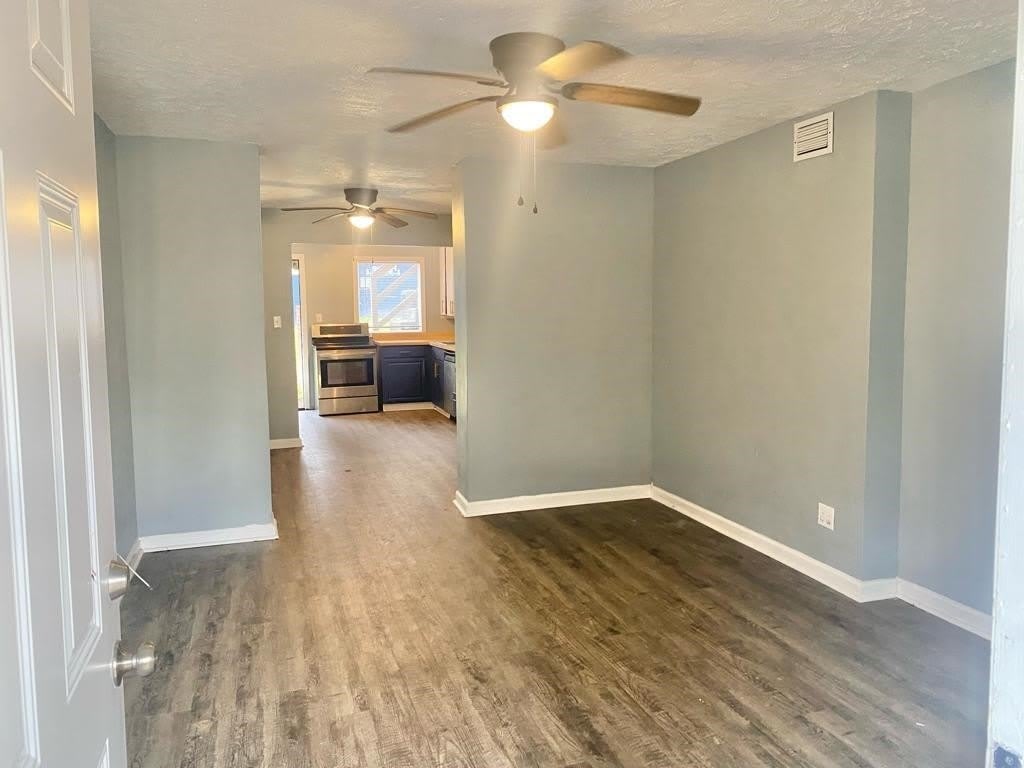 324 E Pershing Street – photo 5