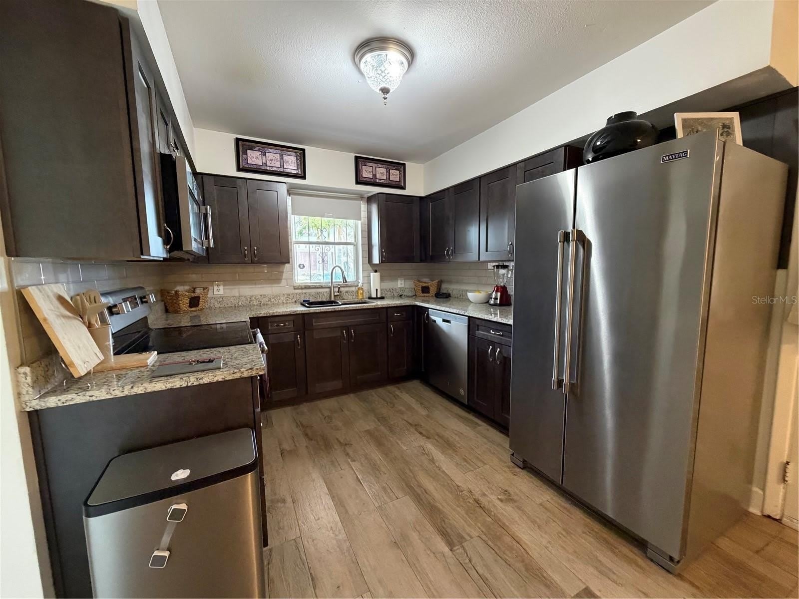 3230 W SAINT CONRAD Street – photo 3