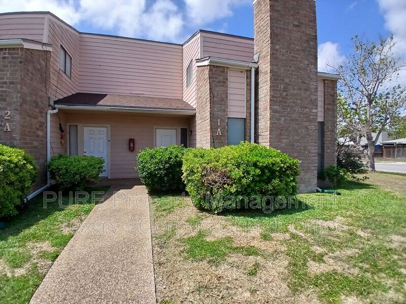 5001 Middlecoff Rd – photo 1