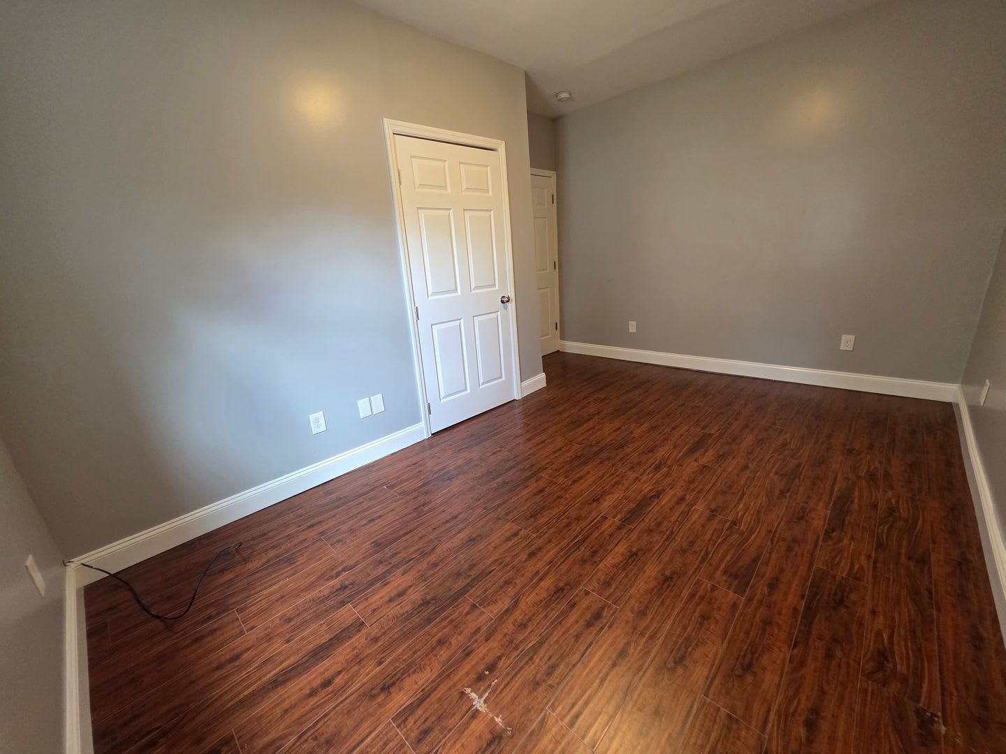 2 Bed 1 Bath Apartment In Loch Sheldrake – photo 5