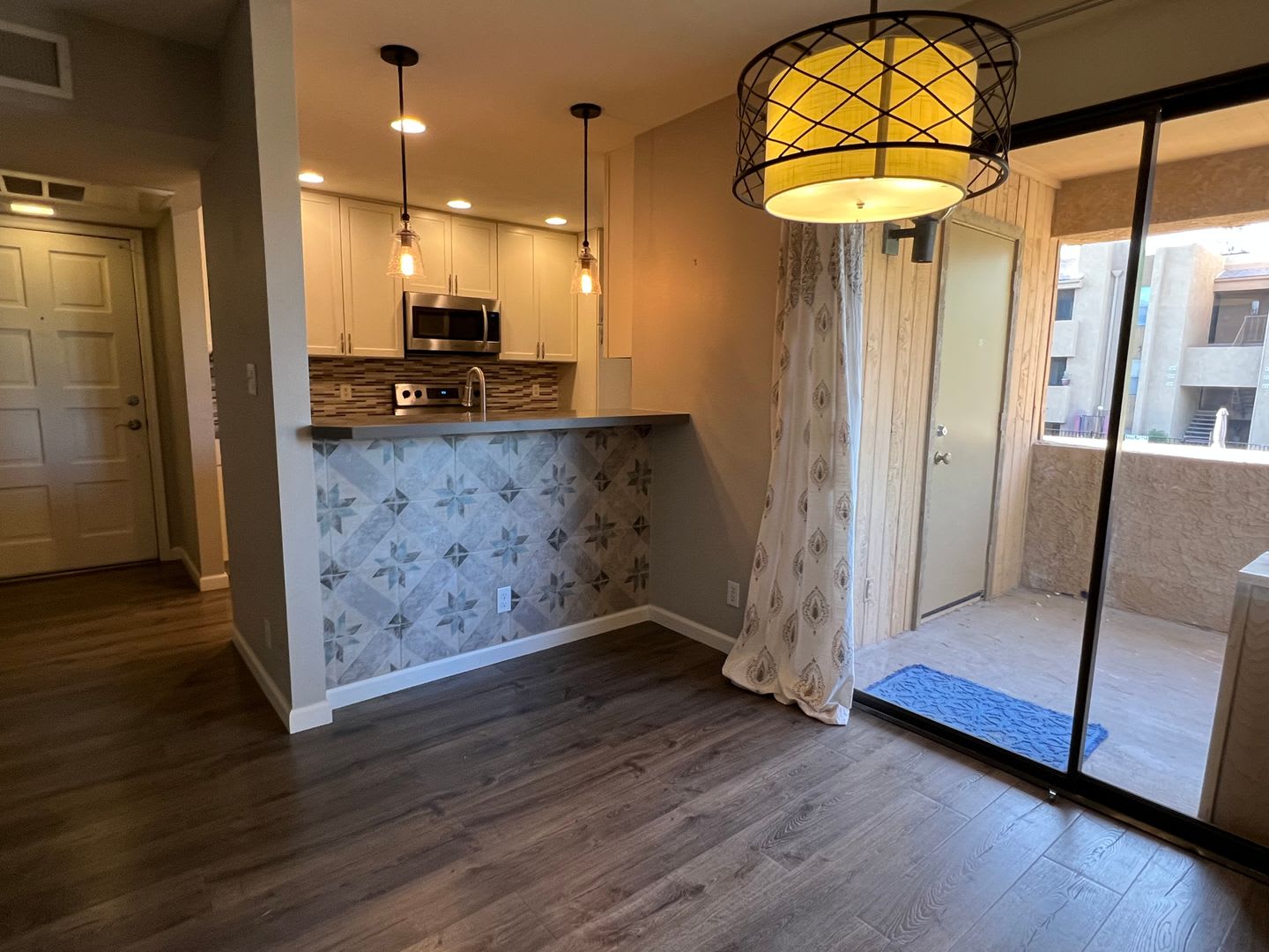 Scottsdale Remodeled Condo 1Bed/1Bath Overlooking Pool – photo 4