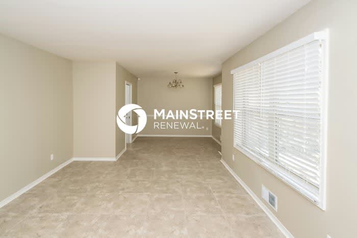 1525 Pine Tree Drive – photo 2