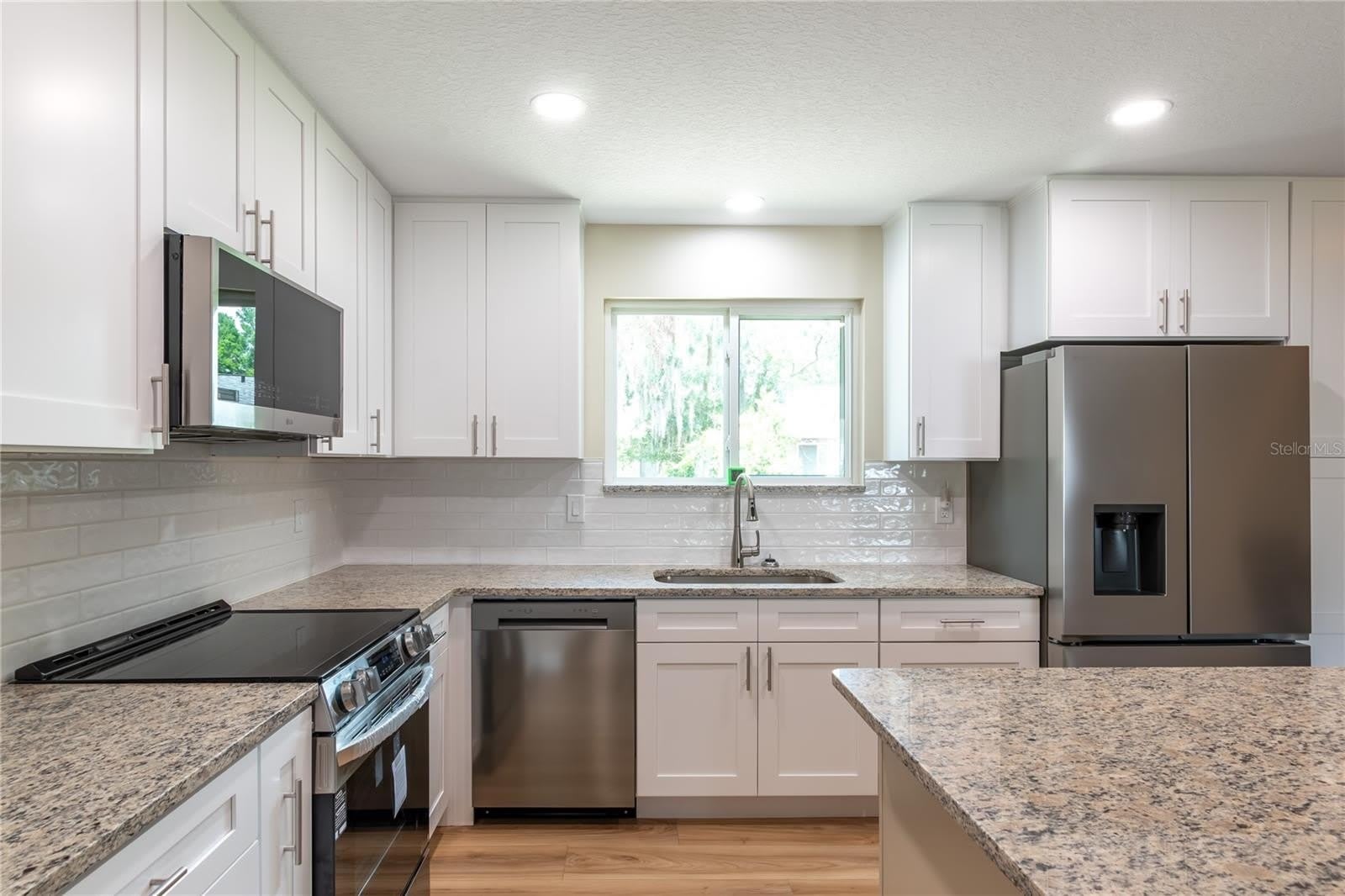 10886 SW 90TH Terrace – photo 5