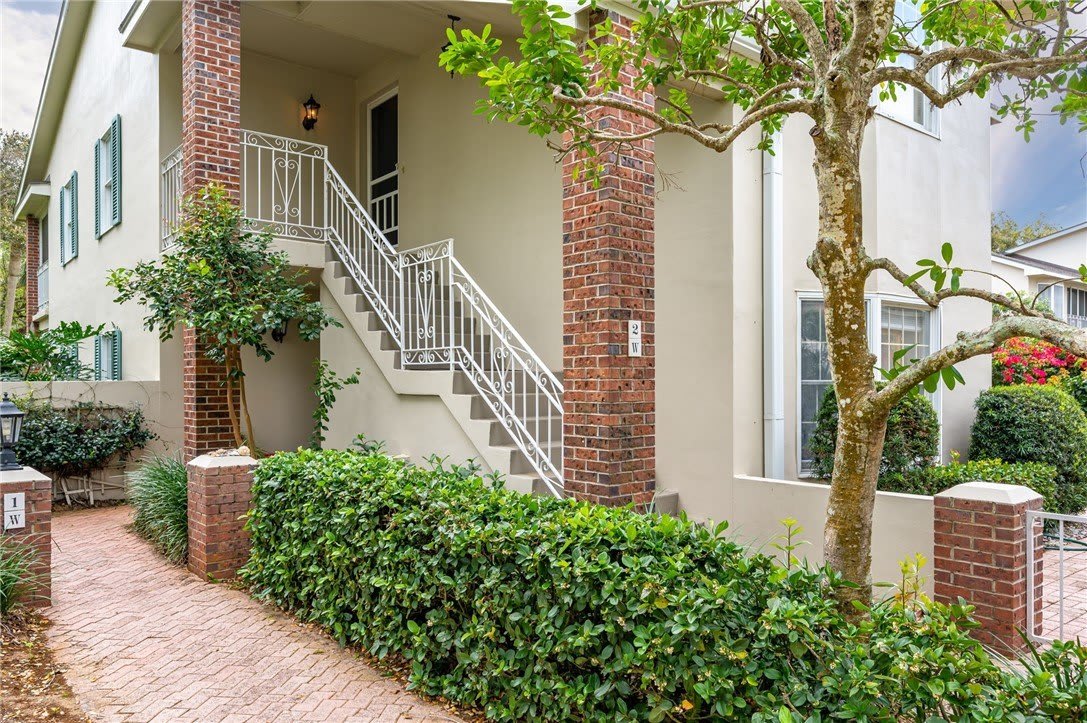 101 W Park Shores Circle – photo 2