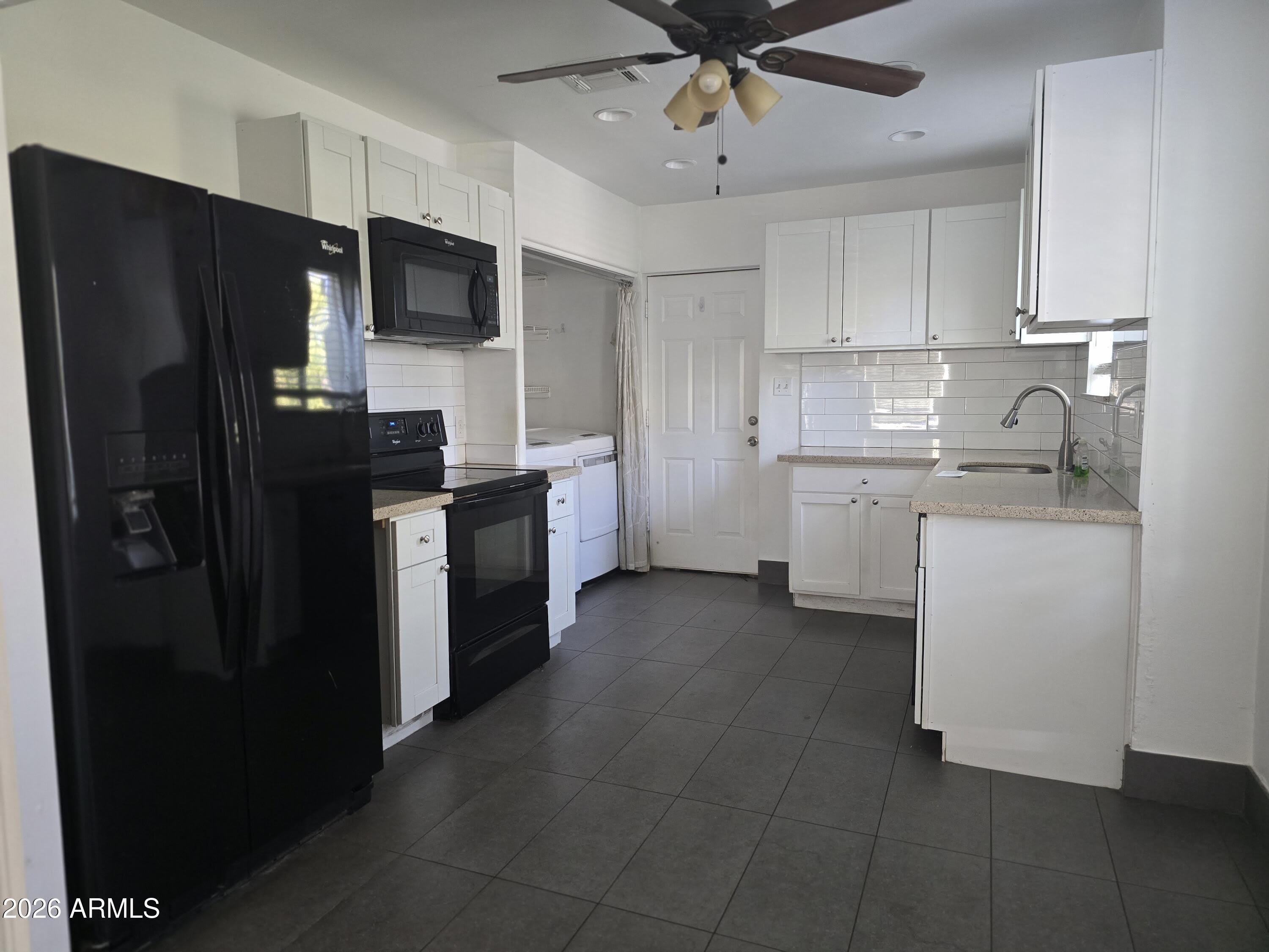 709 E WELDON Avenue – photo 2