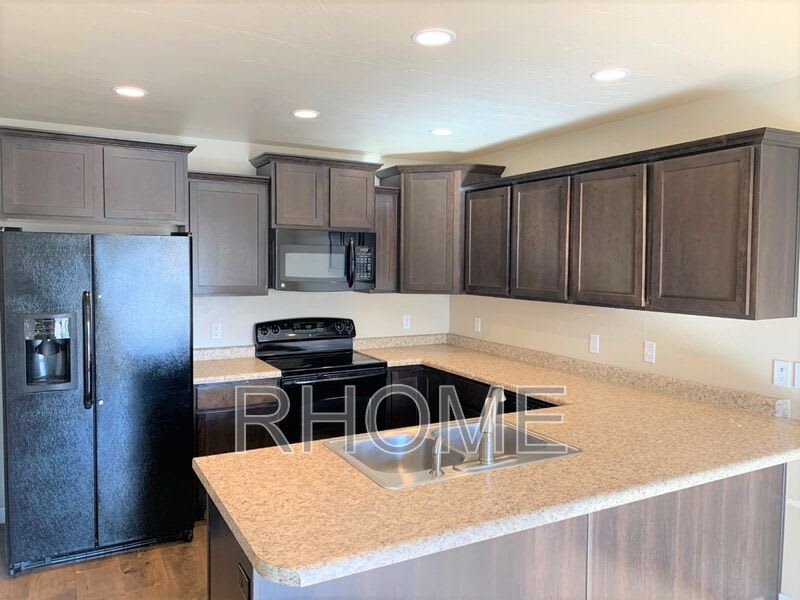 2581 W Cottonwood Dr – photo 2