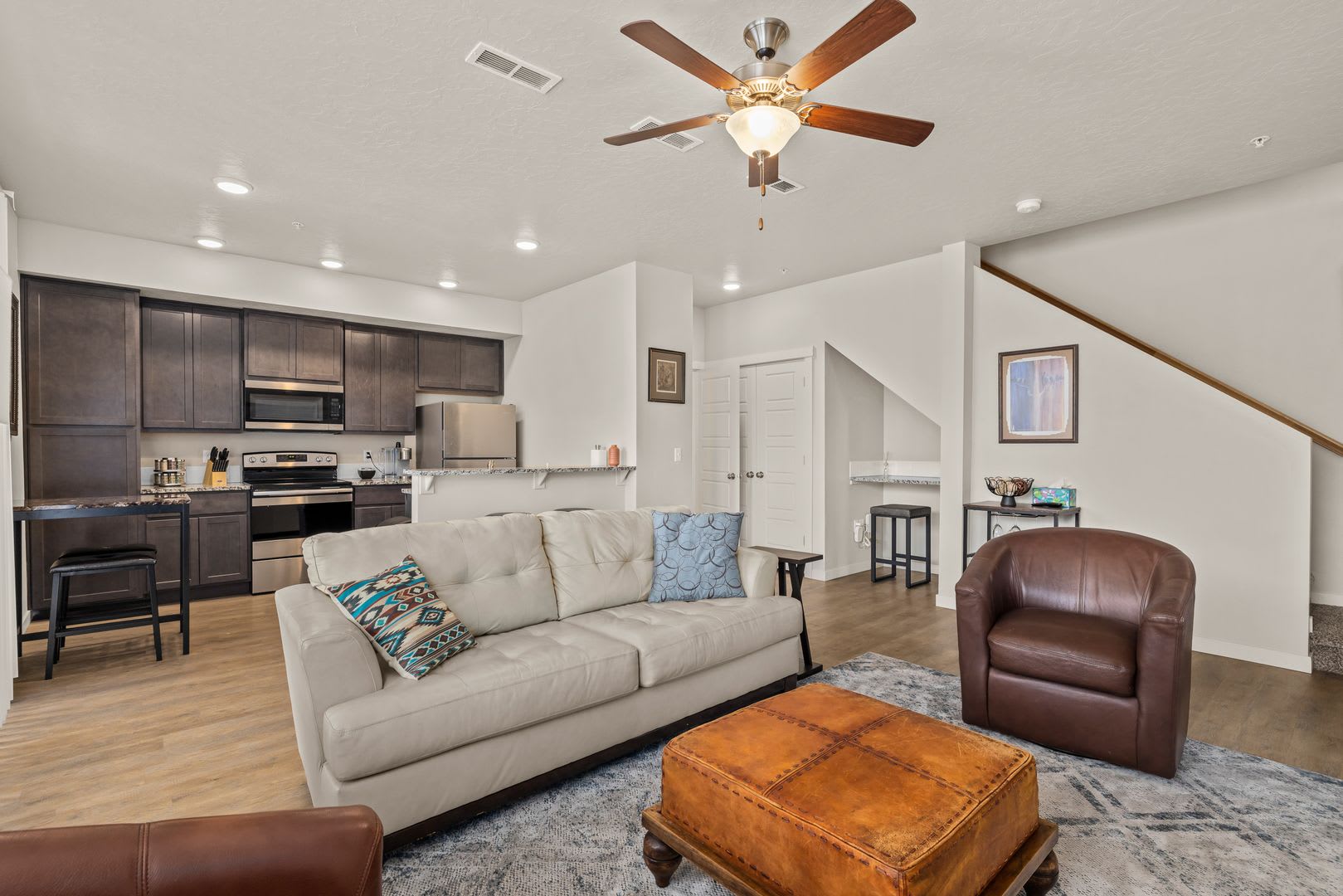 Beautiful Home in Garden City! – photo 1