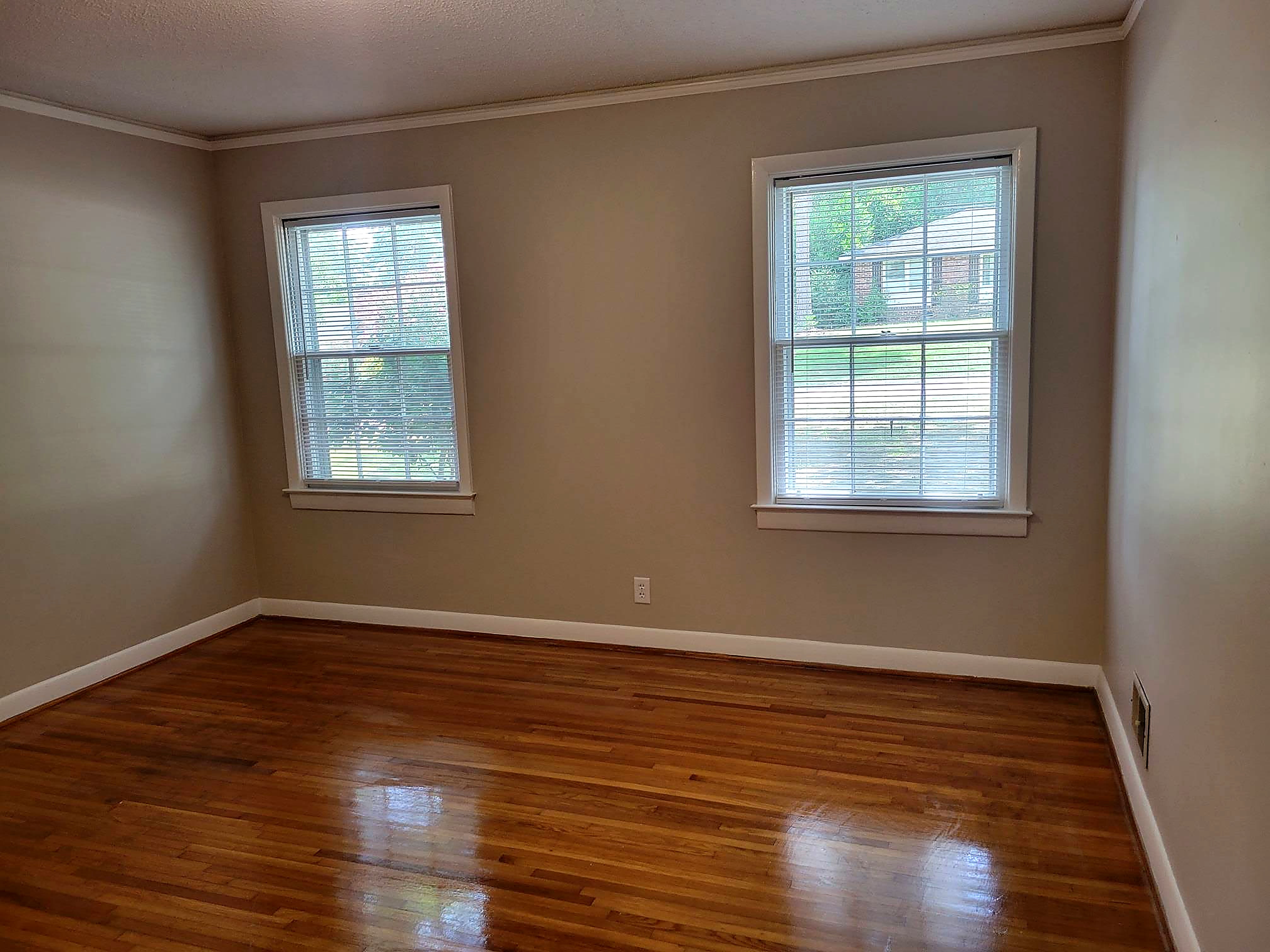 6546 Haley Dr – photo 4