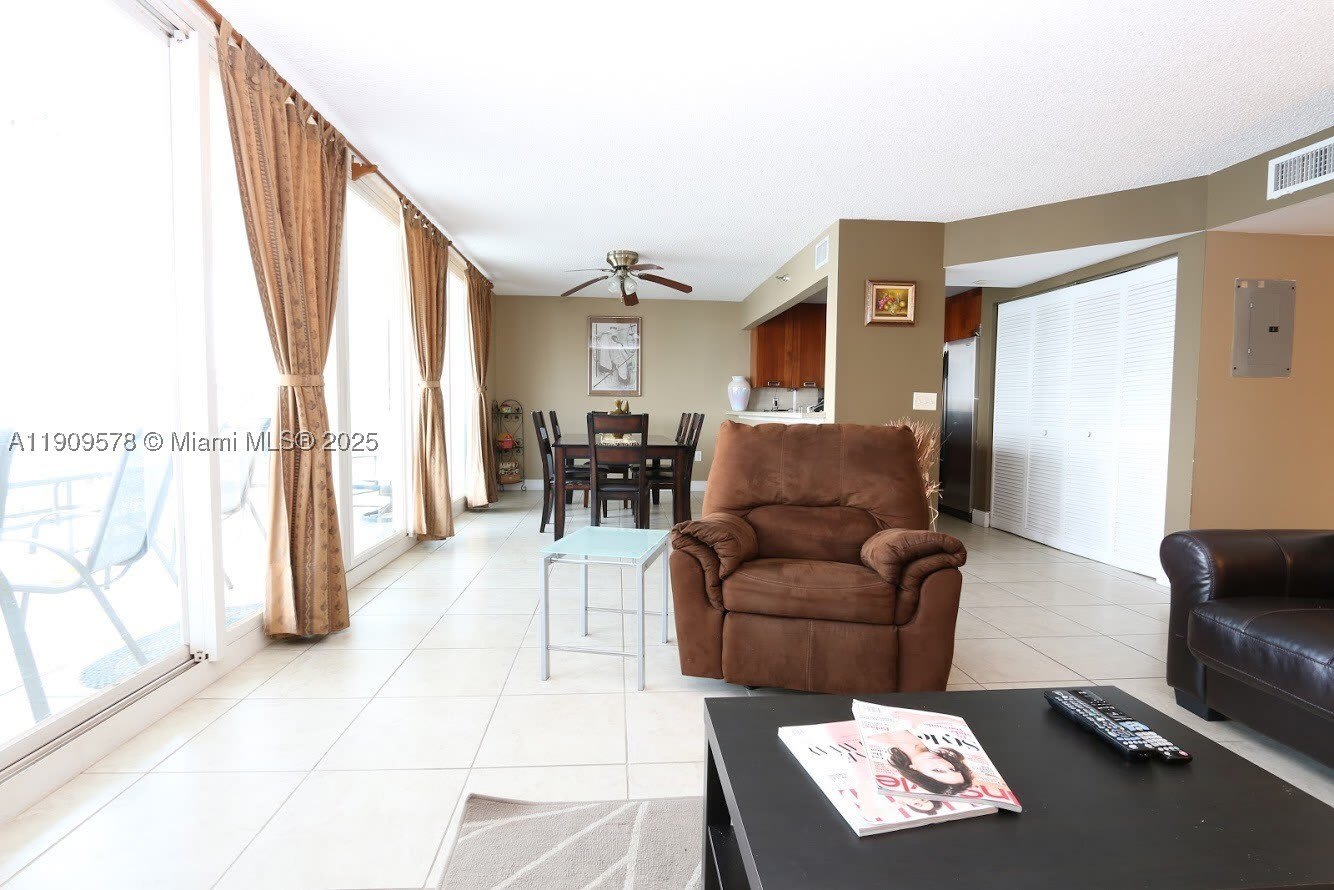 17800 N Bay Rd – photo 4