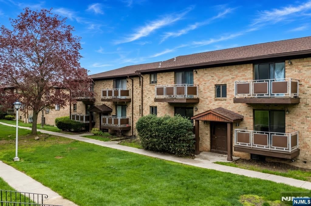 107 Bellgrove – photo 2