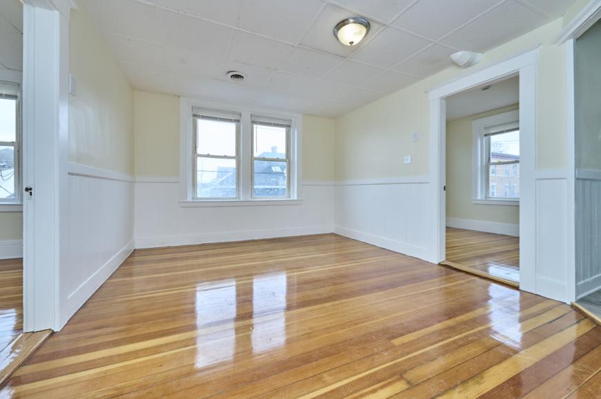 44 Park St. – photo 5