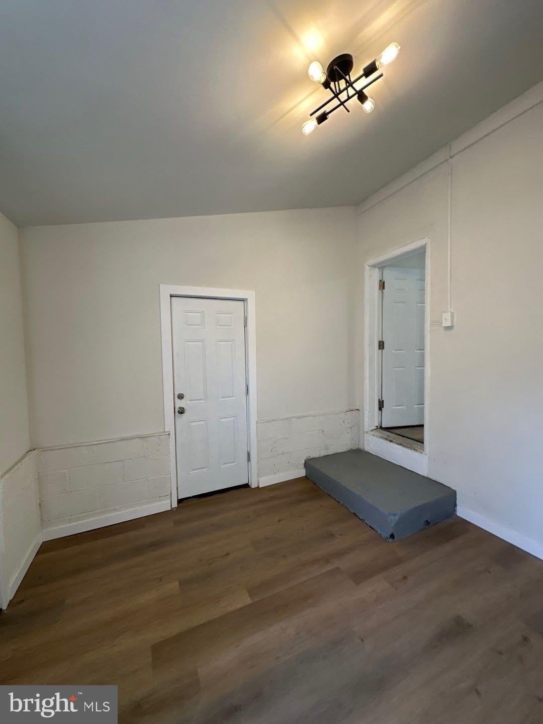 119 TYLER Street – photo 3