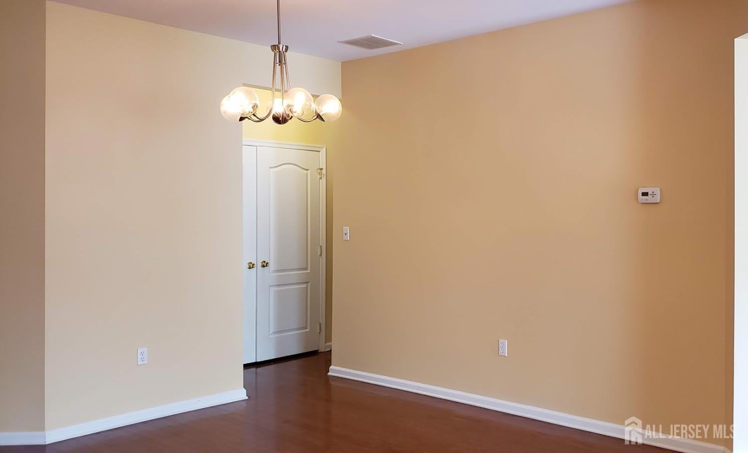 4 Blake Drive – photo 4