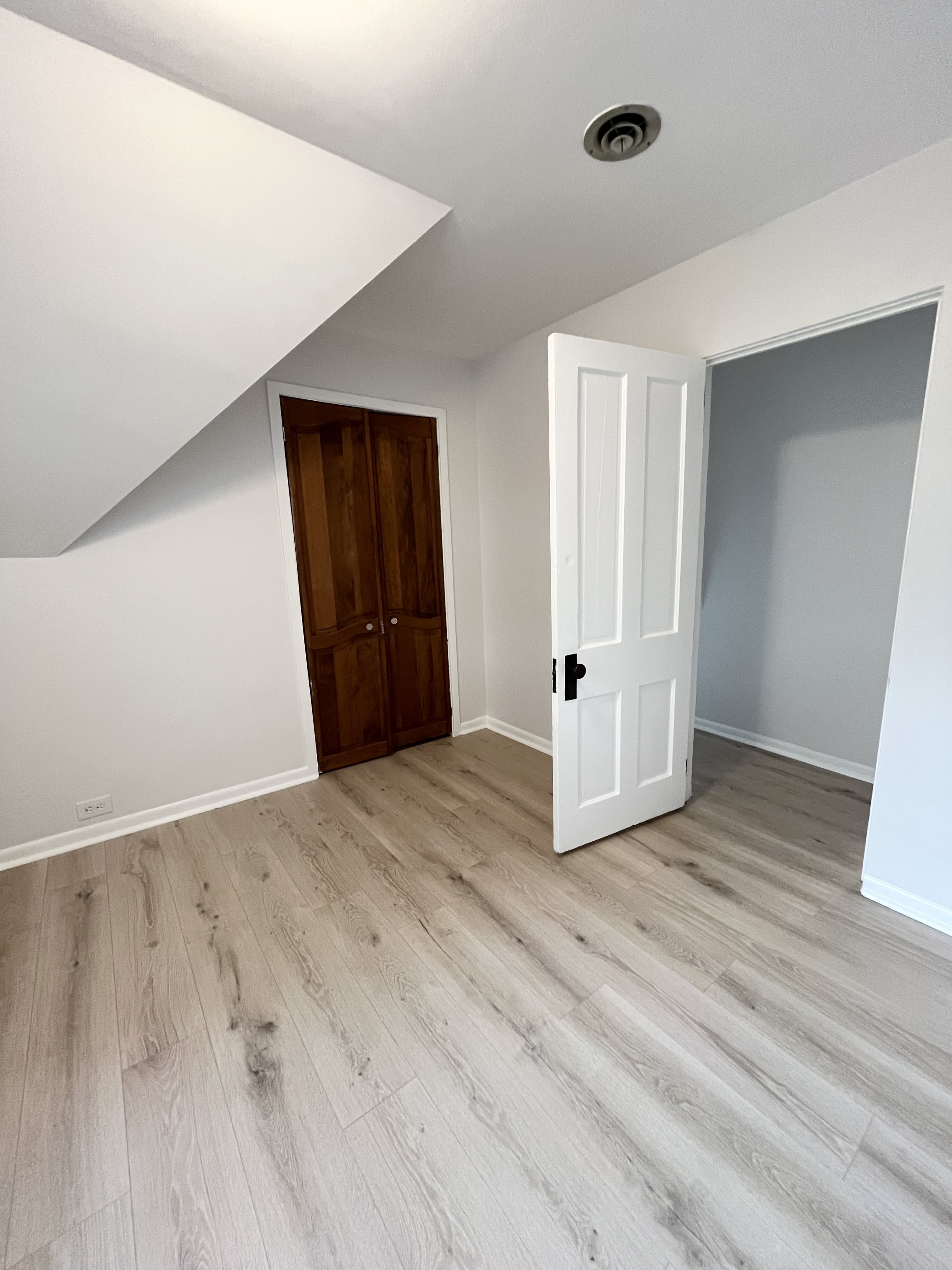 3609 N Kedvale Ave – photo 5